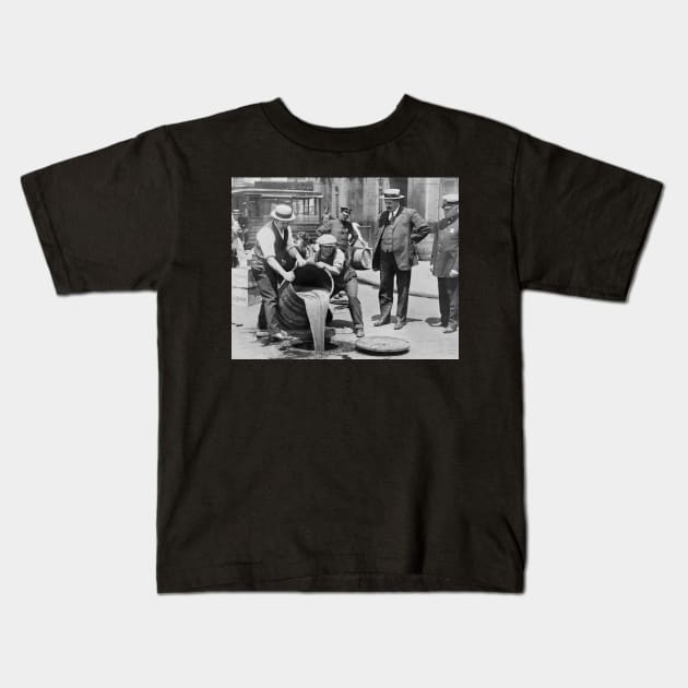 Police Raiding Bootleg Liquor, 1921. Vintage Photo Kids T-Shirt by historyphoto